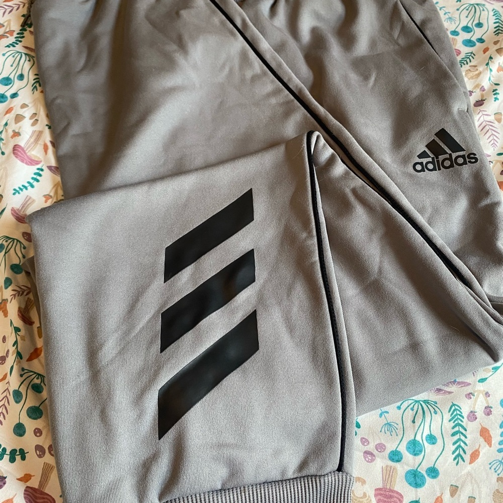 Adidas Gray Basketball Club Joggers NWOT